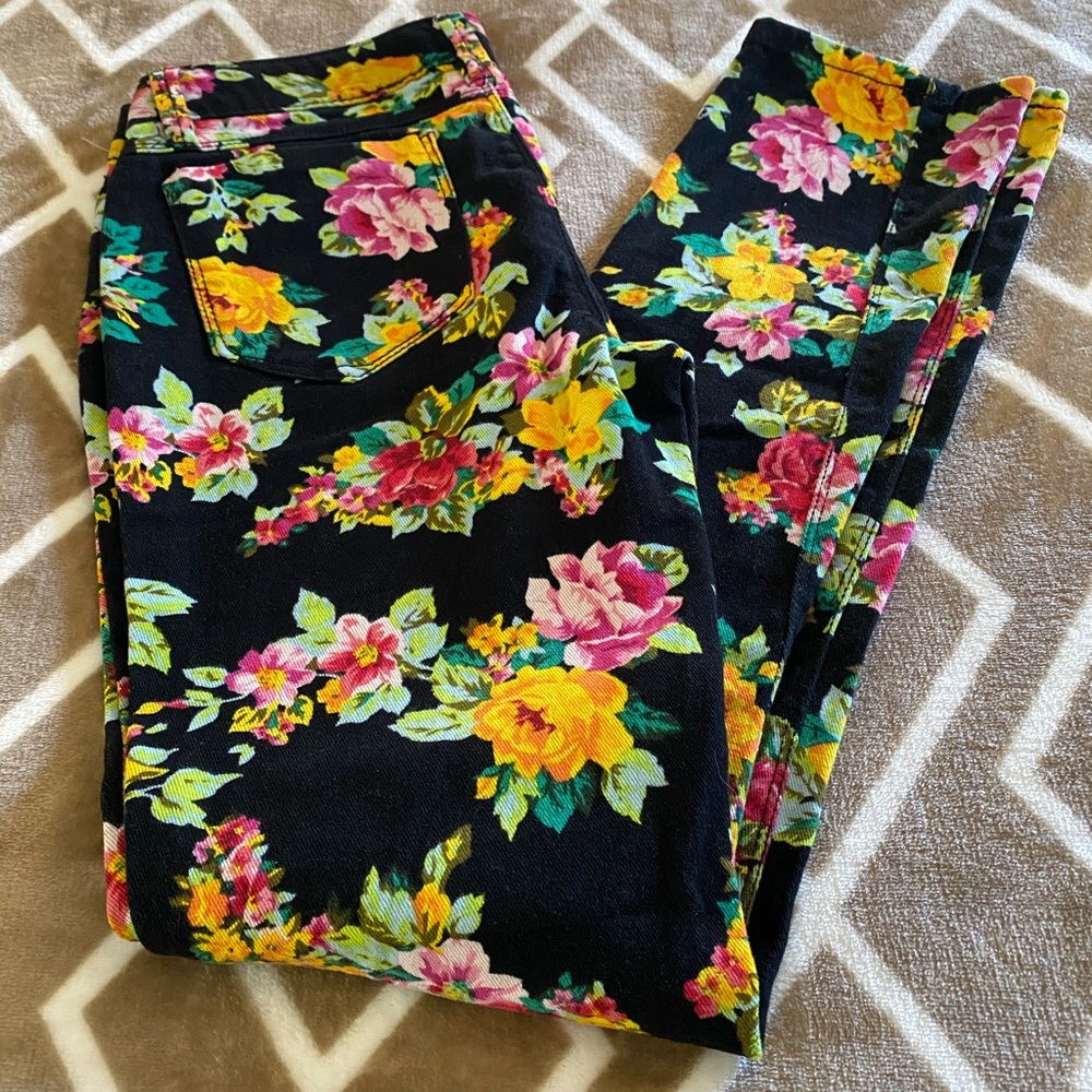 Mudd Cotton Spandex Floral Jeans